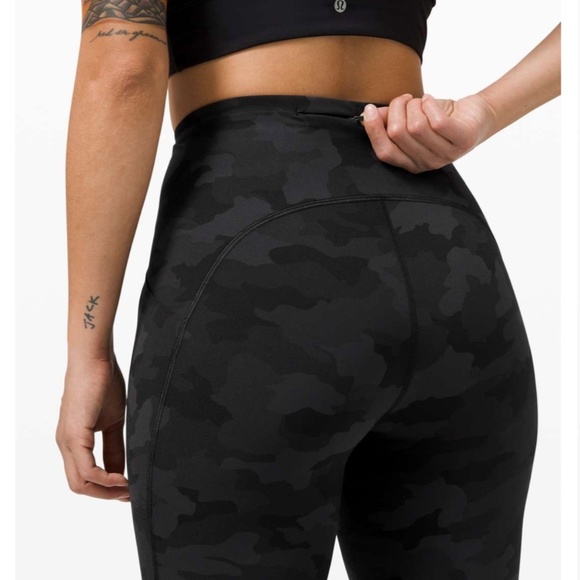 Lululemon Swift Speed High-Rise Crop 21" in Heritage 365 Camo Deep Coal (Size 2) - Picture 3 of 12